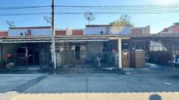 มบ. แกรนด์เซ็นทรัล ใกล้แยกโลตัสบ้านบึง 91/11 มบ. แกรนด์เซ็นทรัล ใกล้แยกโลตัสบ้านบึง 91/11