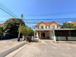 หมู่บ้านแฟมิลี่ทาวน์ นาป่า บ้านเลขที่ 72/357 ซอย2/2