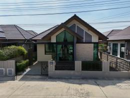 บ้านแฝด บ้านเก่า วัดศรี พานทอง 