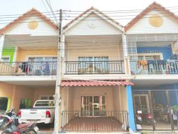  อีสแลนด์แอนด์เฮาส์ 334/60 