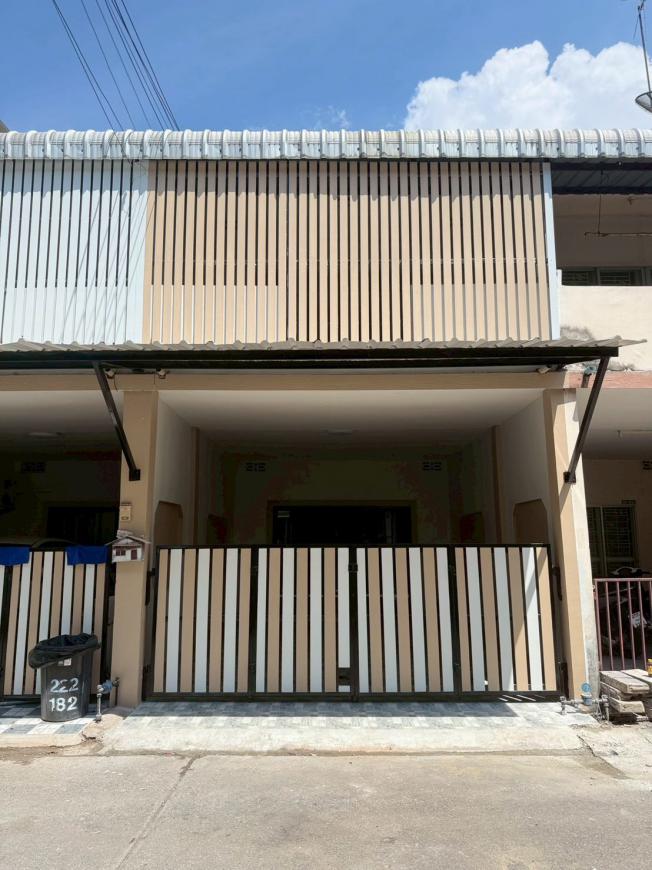 หมู่บ้าน อีสเเลนด์ ซ2 222/44