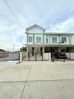 ทาวน์โฮม2ชั้น บ้านเก่า พานทอง ทาวน์โฮม2ชั้น บ้านเก่า พานทอง