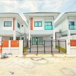 บ้านแฝด2ชั้นบ้านบึงชลบุรี บ้านแฝด2ชั้นบ้านบึงชลบุรี